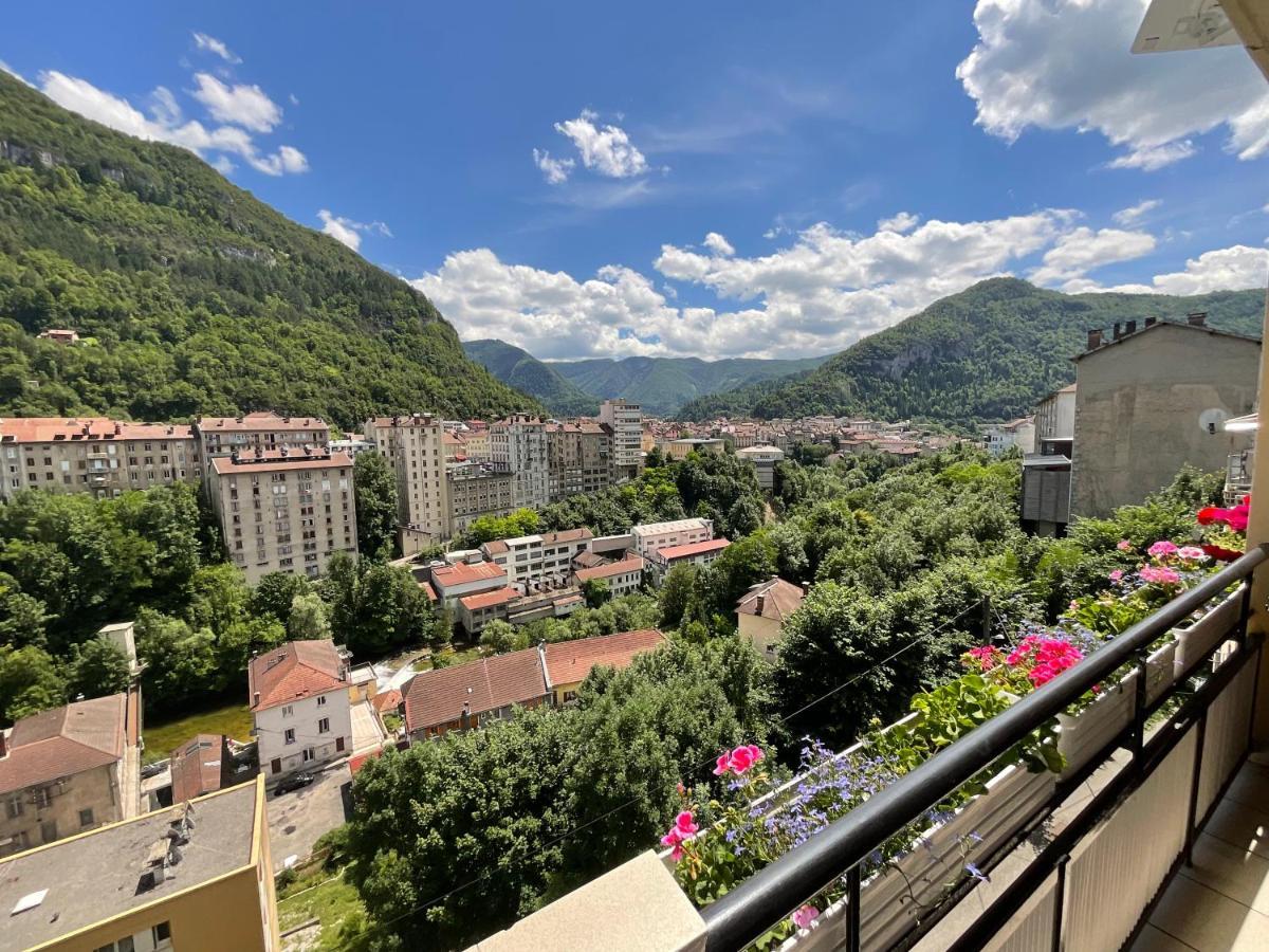 La Belle Vue Apartment Saint-Claude Bagian luar foto